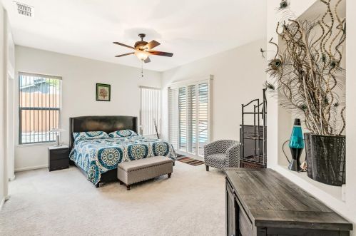 9247 Brown Rd, Elk Grove CA  95624-3917 exterior