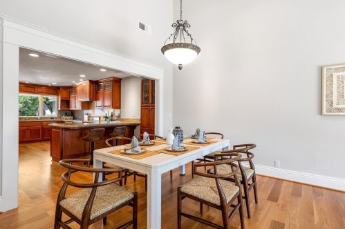 14658 Fieldstone Dr, Saratoga CA  95070-5733 exterior