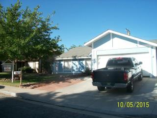 44023 Kirkland Ave, Lancaster, CA 93535-3630