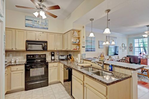 224 Murcia Dr, Jupiter, FL 33458-2768