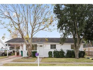 2301 Volpe Dr, Chalmette, LA 70043-5542