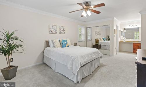 10809 Dayflower Ct, Herndon VA  20191-5109 exterior