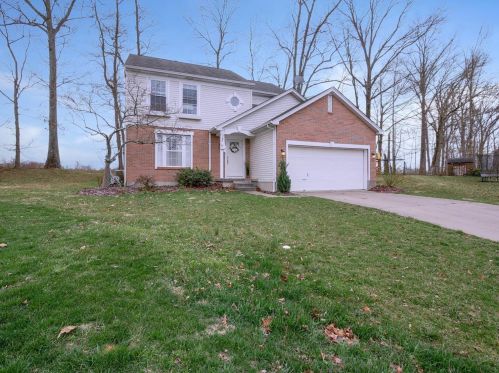 37 Arrowhead Dr, Amelia, OH 45102-2150