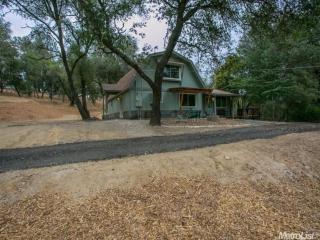4063 Uniontown Rd, Lotus, CA 95651-9722