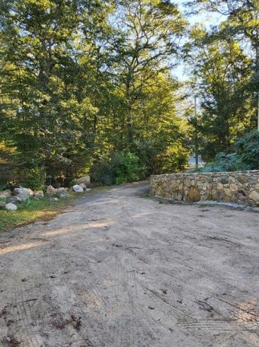 24 Deer Run Rd, Richmond, RI 02812-1110