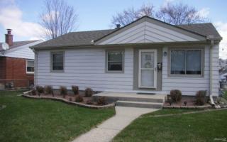 3854 54th St, Milwaukee, WI 53220-2041