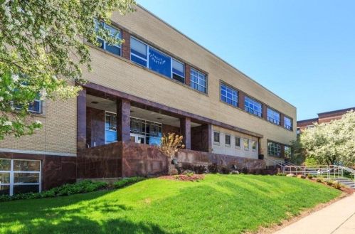 111 Franklin Ave, Minneapolis MN  55404-2541 exterior