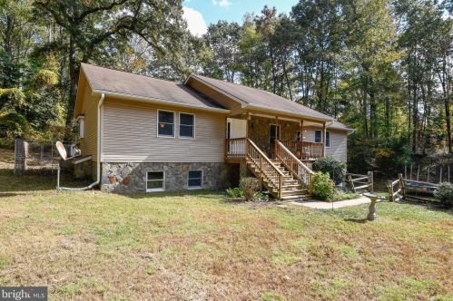 9135 James Madison Pkwy, Owens VA  22485-4905 exterior