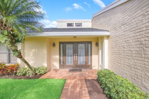 13796 Sand Crane Dr, West Palm Beach, FL 33418-1431