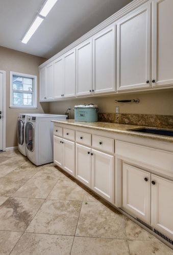 130 American Riv Cyn Dr, Folsom CA  95630-7145 exterior