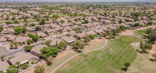 1064 Palomino Crk Dr, Gilbert AZ 85296-3727 exterior