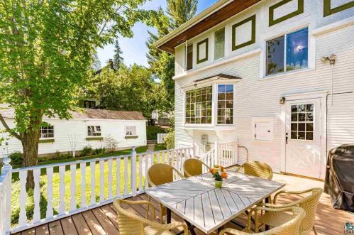 130 Laurie St, Duluth MN  55803-2417 exterior