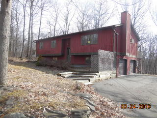 157 Wild Meadow Dr, Milford, PA 18337-6405