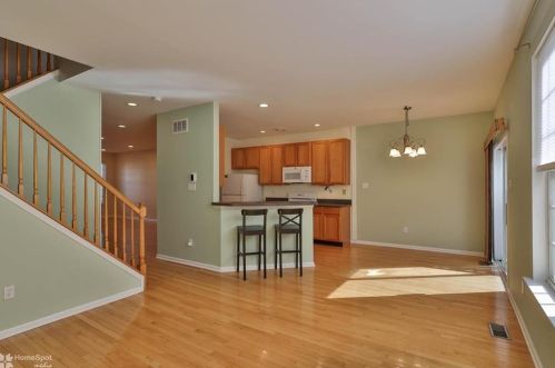 8149 Cross Creek Cir, Breinigsville PA  18031-1330 exterior