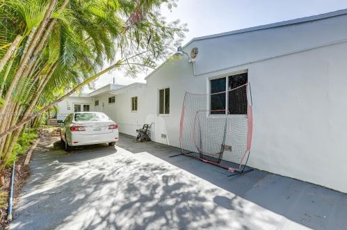 43 15th St, Dania Beach FL  33004-4242 exterior