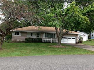 3007 Midland Dr, Erie PA  16506-2637 exterior