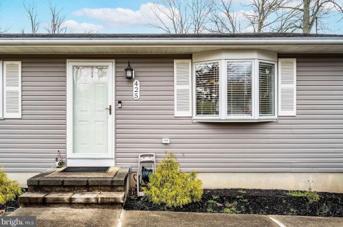 425 Princeton Ave, Berkeley Township NJ  08721-2404 exterior