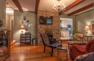 5 Roberts Rd, Covington, KY 41017-2328