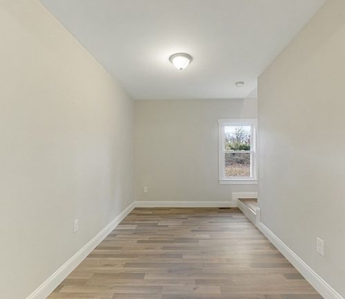 34 Stoughton Ave, Webster MA  01570-2340 exterior