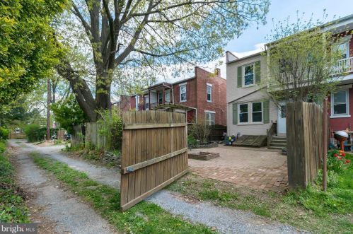 541 Reynolds Ave, Lancaster PA  17602-2146 exterior