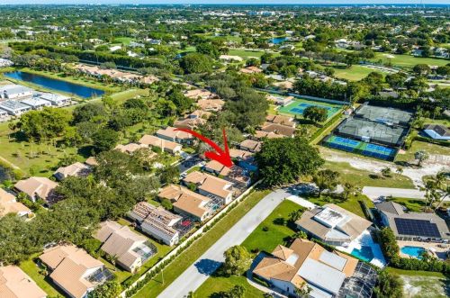 4400 Sherwood Forest Dr, Delray Beach FL  33445-3882 exterior