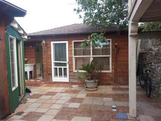 606 Elaine Ave, Oceanside, CA 92057-3537