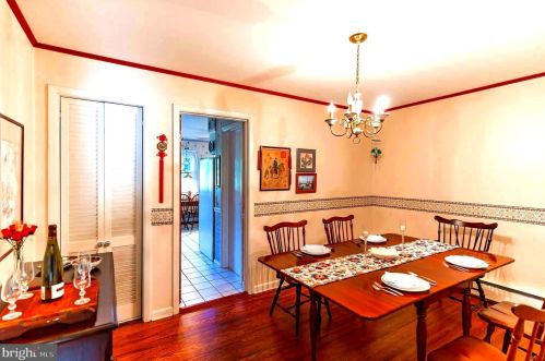 623 Crescent Ave, Lansdale PA 19446-3203 exterior