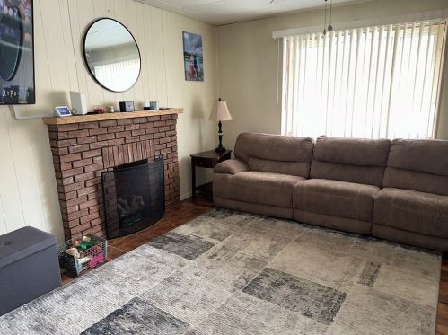 645 Duss Ave, Ambridge PA  15003-2023 exterior