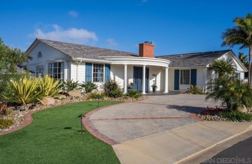 3664 Carleton St, San Diego, CA 92106-2129
