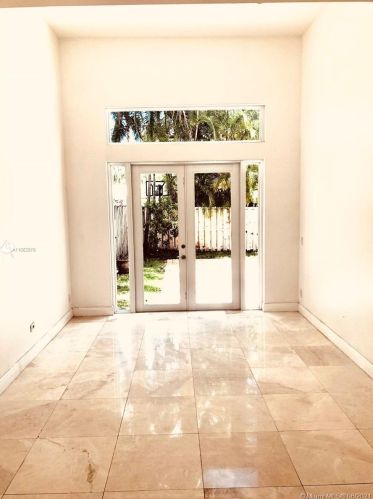 1581 106th Ave, Hollywood FL  33025-4776 exterior