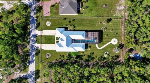 25125 Busy Bee Dr, Bonita Springs, FL 34135-8836