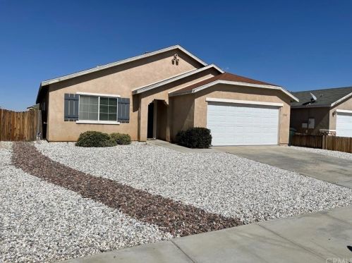 11742 Harwood Rd, Victorville, CA 92392-0404