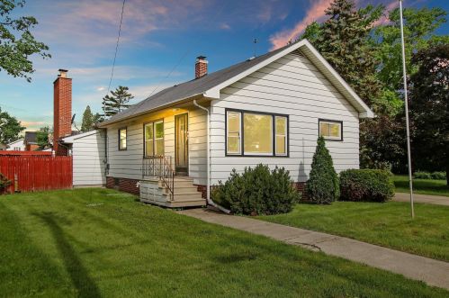 7704 39 Ave, Kenosha WI 53142-4352 exterior