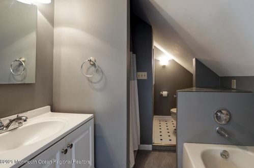 197 Farley Ave, Fanwood NJ  07023-1059 exterior