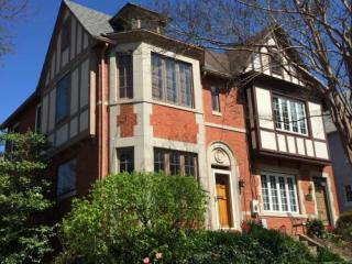 4443 Fessenden St, Washington, DC 20016-4065