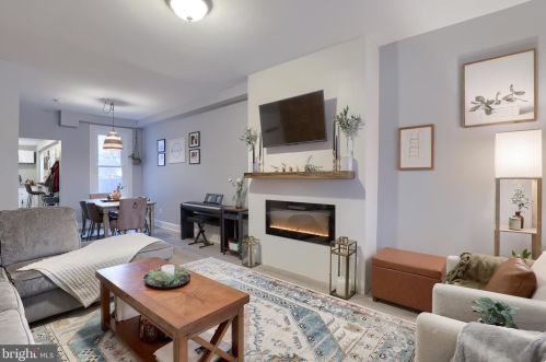 877 Prince St, Lancaster PA  17603-5811 exterior