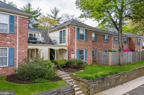 158 Berwick Pl, Lansdale, PA 19446-4934