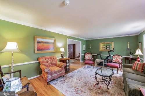 709 Malin Rd, Newtown Square PA  19073-2510 exterior