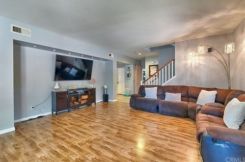 19515 Palomar St, Lake Elsinore CA  92530-6393 exterior