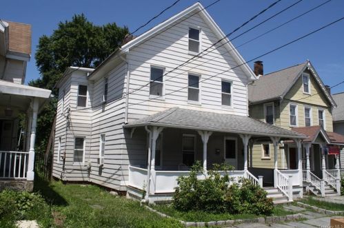 526 Simpson Pl, Peekskill, NY 10566-4526