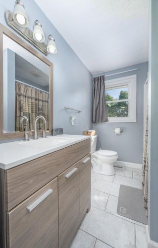 15936 Wooster Rd, Mount Vernon OH  43050-9764 exterior