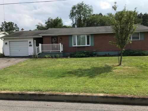 14 Woodside Dr, East Lewisburg, PA 17847-9563