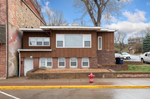104 Broad St, Prescott, WI 54021-1643