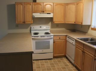 8020 169th Ave, Redmond WA  98052-3976 exterior