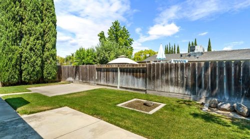 1539 Bailey Dr, Ripon CA  95366-3153 exterior