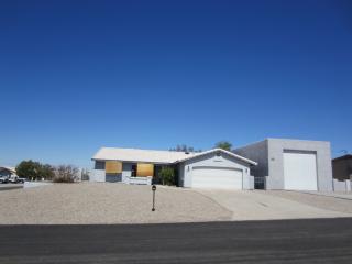 3871 Blackfoot Dr, Lake Havasu City AZ  86406-8946 exterior