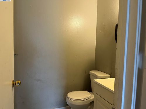 4226 Comet Cir, Union City CA  94587-4026 exterior