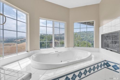 4084 Marcas St, Pinole CA  94564-1026 exterior