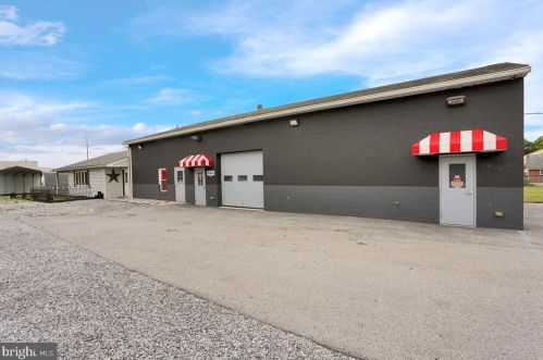 144 Wall St, Dauberville, PA 19533-9667