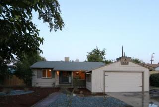 2720 Dearing Ave, Fresno, CA 93703-1647